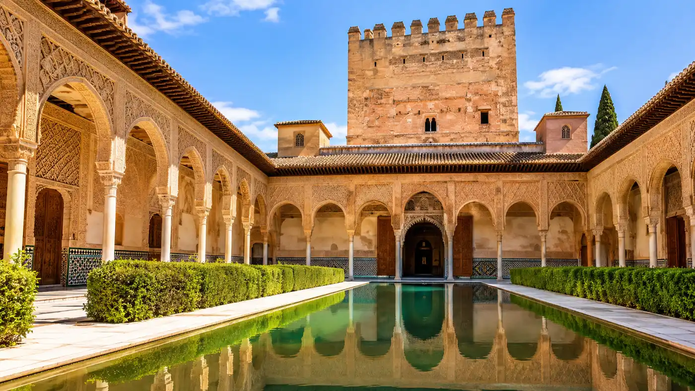 All'interno dei Palazzi Nasridi: Stanze, Architettura e Punti di Interesse