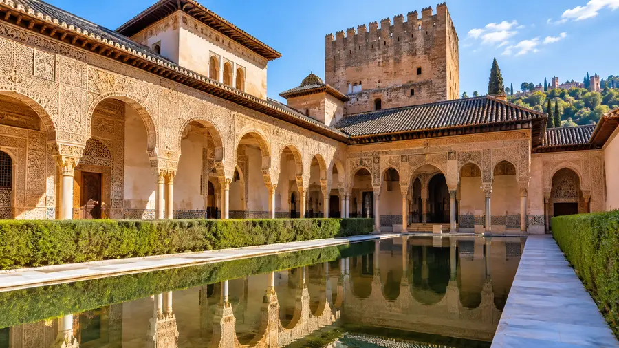 Geschichte der Nasridenpaläste und der Alhambra